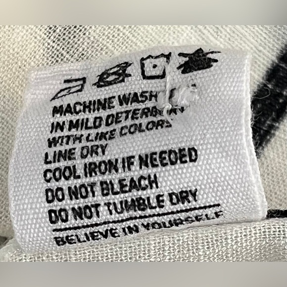 Bridge & Burn Button-Down Shirt - Picture 9 of 9